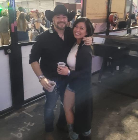 Meet your Posher, Lindi - Picture 1 of 1